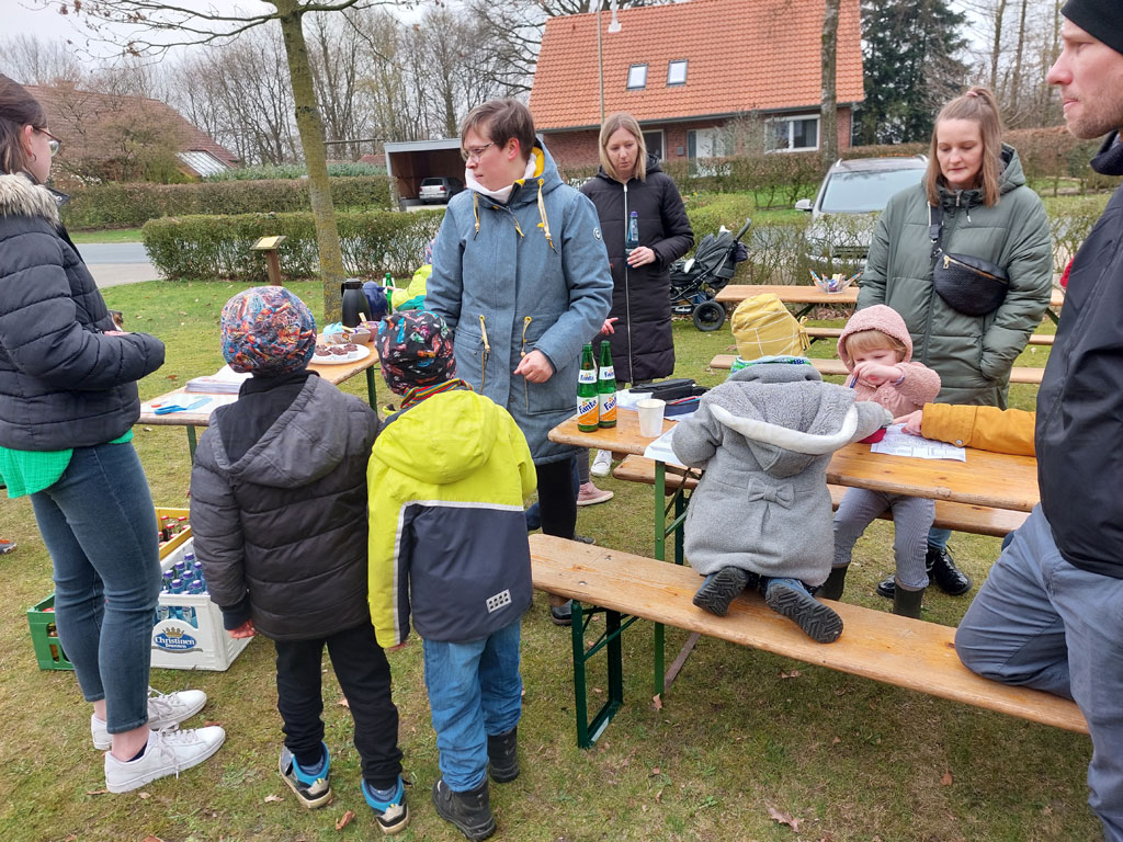 Read more about the article Erste Nindorfer Osteraktion lockte die Kinder aus dem Dorf zur Feuerwehr