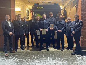 Mehr über den Artikel erfahren Feuerwehr Nindorf stellt sich neu auf – Rückhalt für Ortsbrandmeister Lüdemann und Stellvertretenden Tekath deutlich spürbar